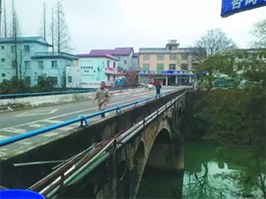 δ-2.jpg